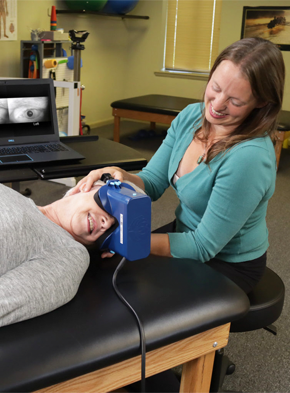 rebalance-vestibular-disorder Rebalance vestibular disorder with PT therapist